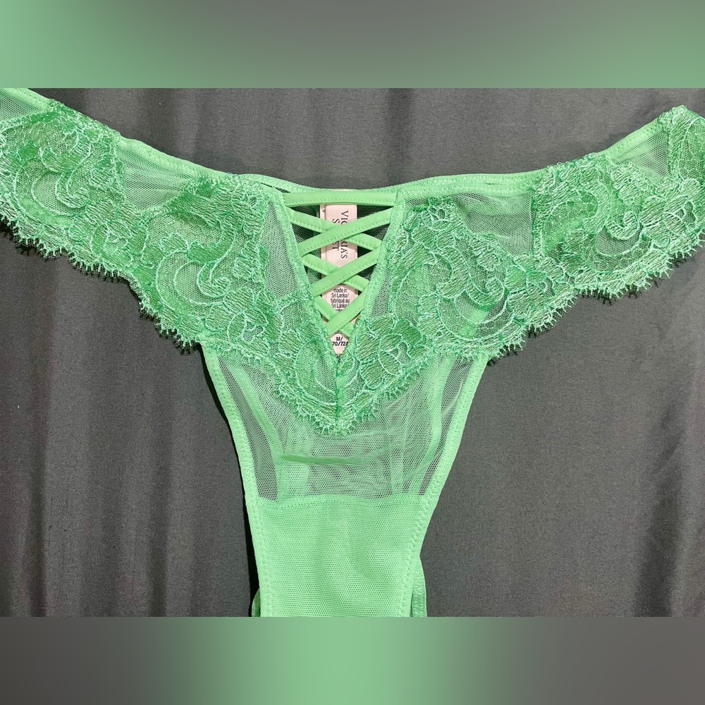 NWT Victoria’s Secret Floral Embroidery Thong
